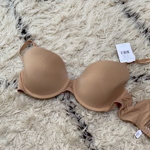 Le Mystere nude second skin back smoother bra